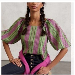 Porridge Shannon Puff sleeve Swing Blouse